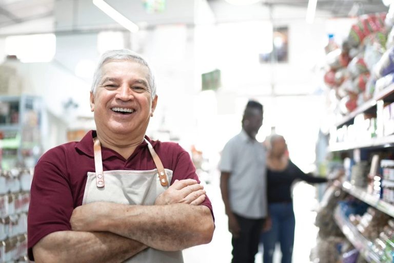 Aumenta proporção de idosos e aposentados que empreendem