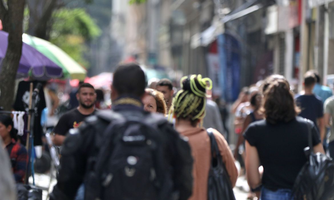 Casos de Síndrome Respiratória Aguda Grave aumentam no país