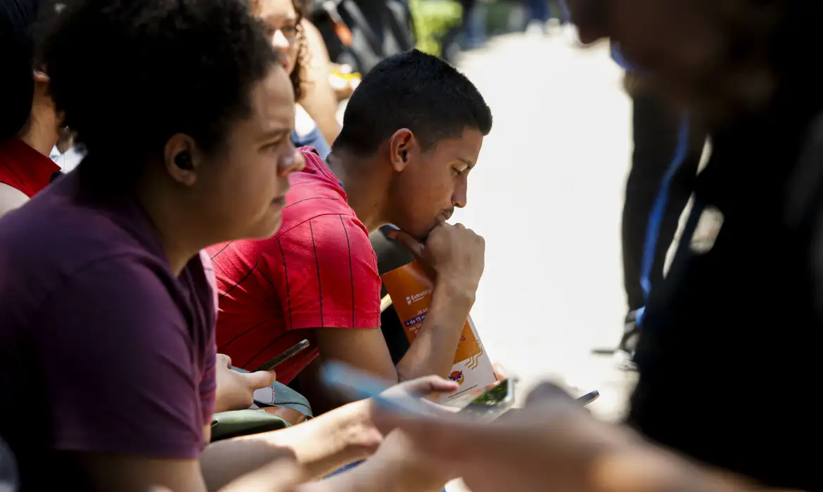 Cerca de 80% dos inscritos no Concurso Unificado têm de 20 a 44 anos