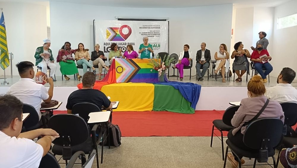 Empossada nova diretoria do Conselho da População LGBTQIA+