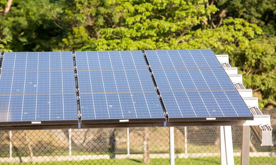 Entenda sobre as vantagens da energia solar nas residências