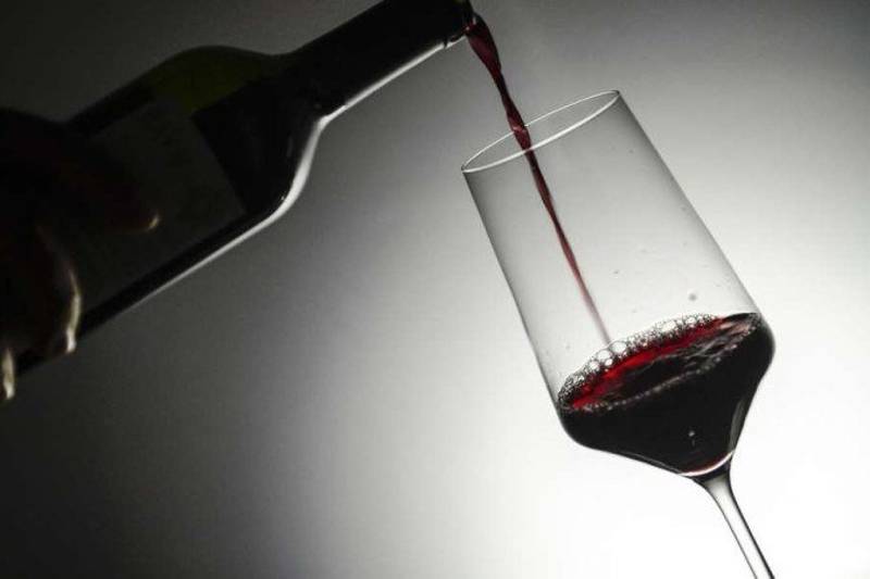 Estudo derruba crença sobre vinho e doenças do coração