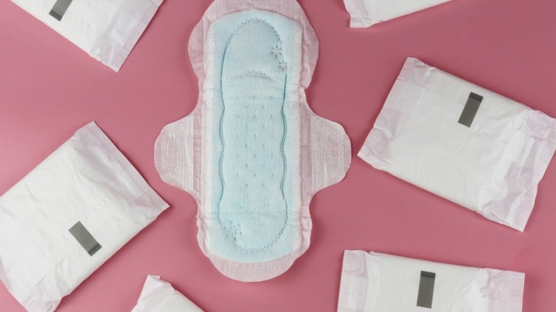 Estudo revela alterações no ciclo menstrual após a vacina contra covid