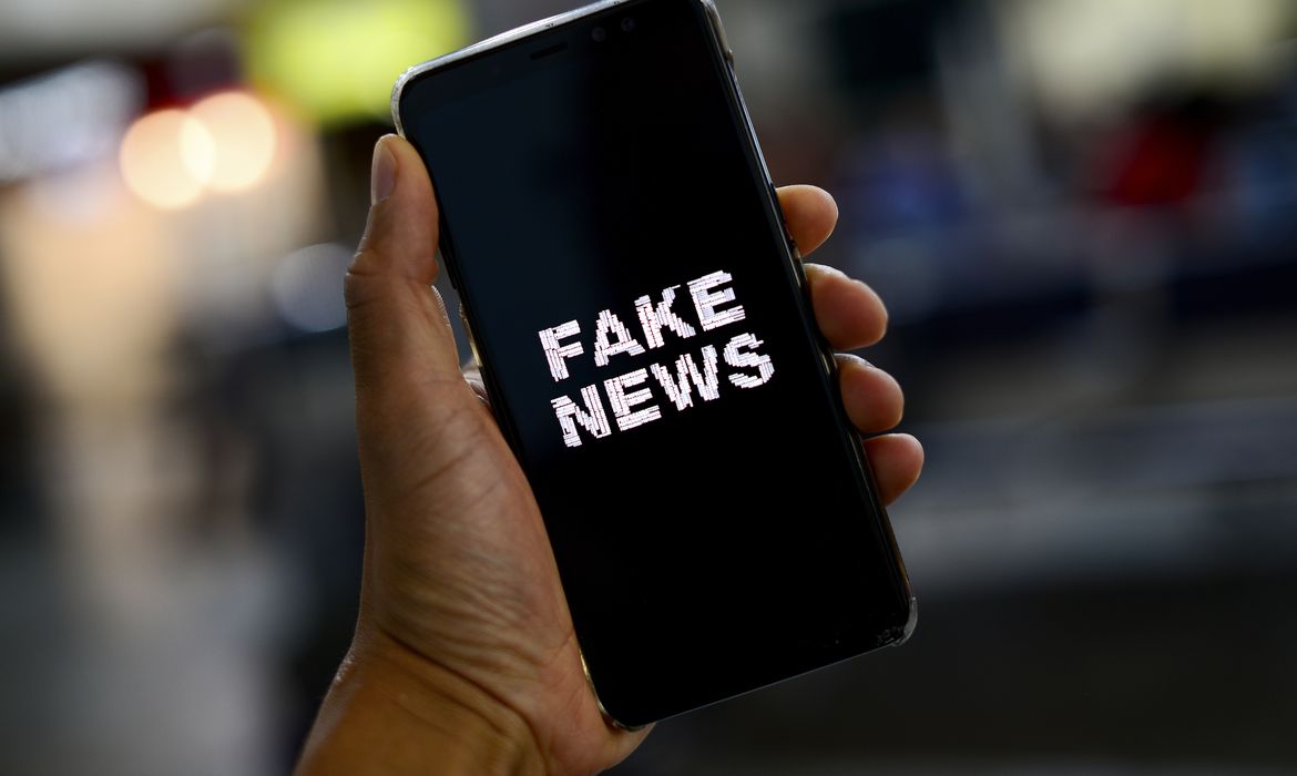 Fake News: desafio de limites para empresas de tecnologia