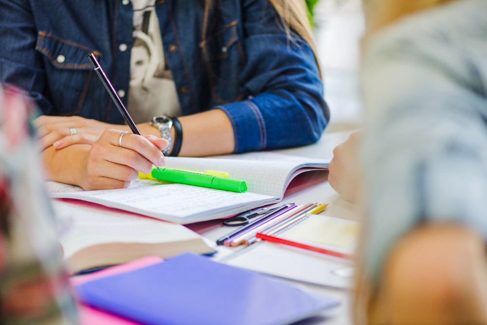 Fim de novo ensino médio deve ser proposto por conferência