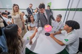 Governador inaugura reforma e modernização de escola