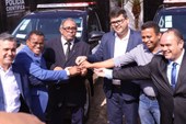 Governo entrega 13 viaturas para transporte de cadáveres