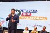 Governo reúne mais de mil gestores educacionais do Estado