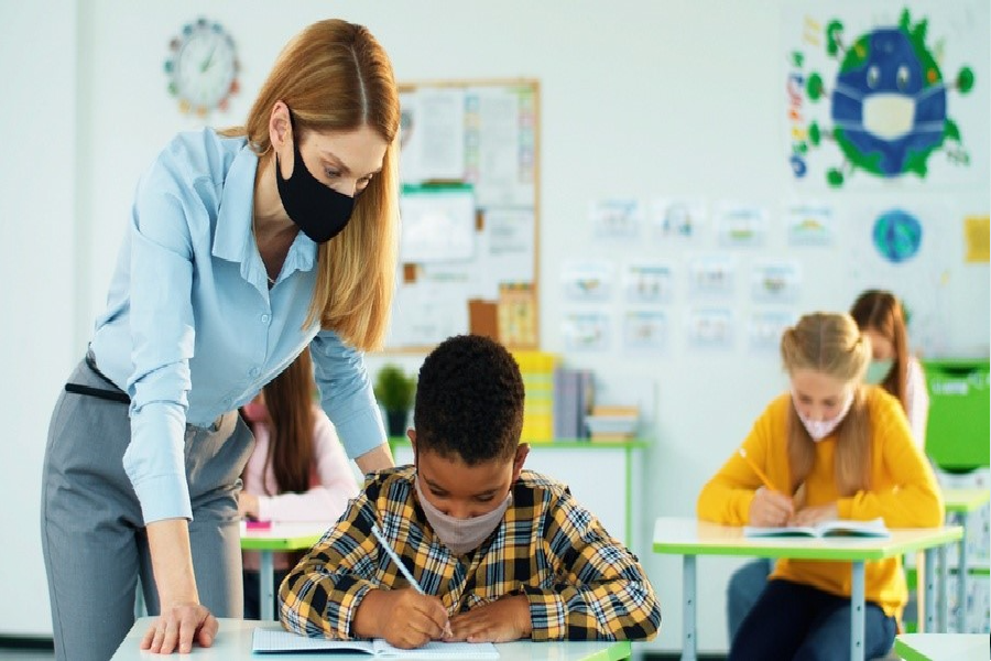 Inclusão de disciplinas na Base Comum Curricular divide opiniões