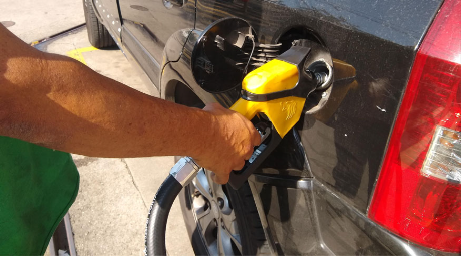 IPCA-15 fica em 0,35% em setembro; alta da gasolina influencia