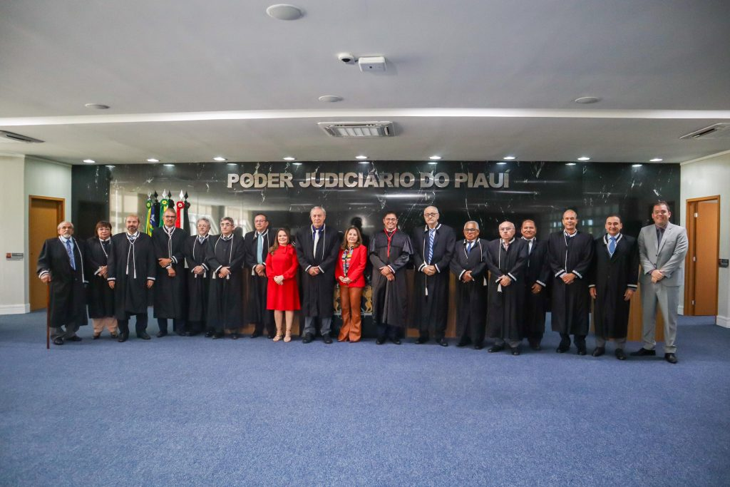 Juíza Lucicleide Belo é empossada como desembargadora do TJ-PI