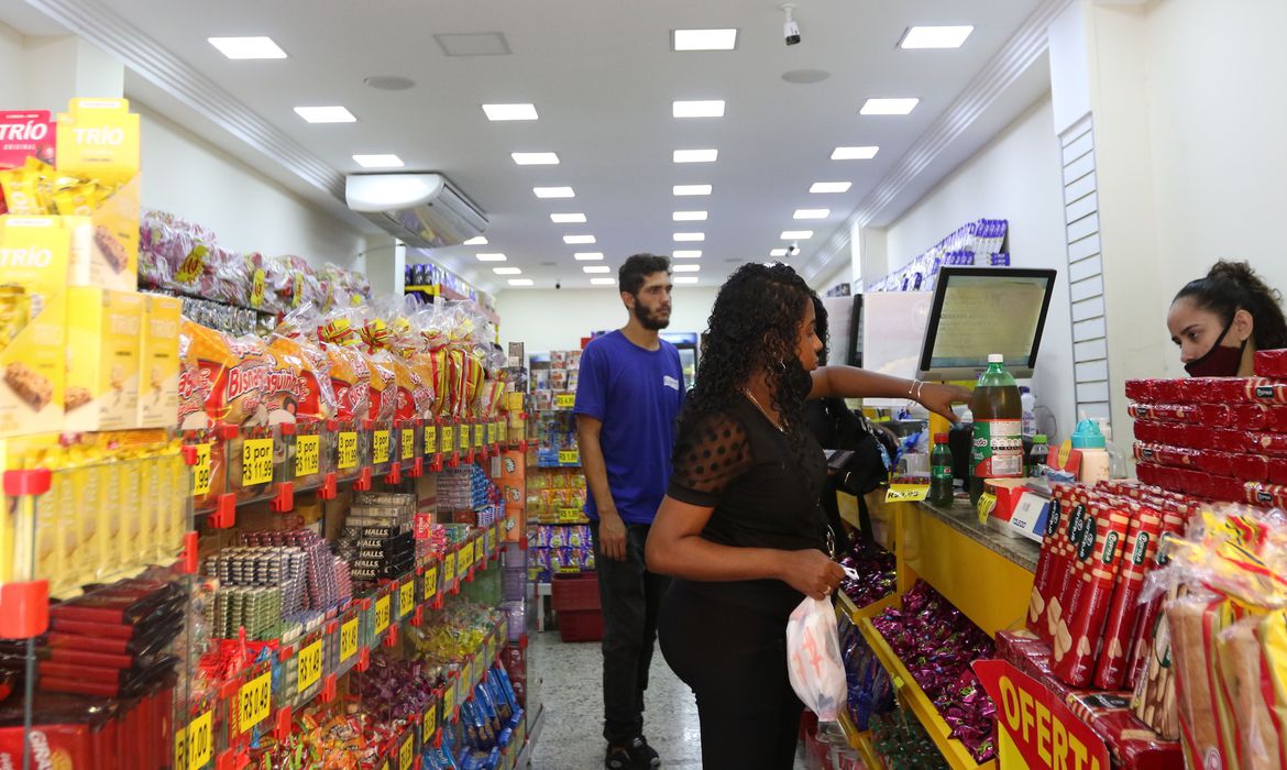 Micro e pequenos empresários mantêm otimismo pelo 4º mês seguido