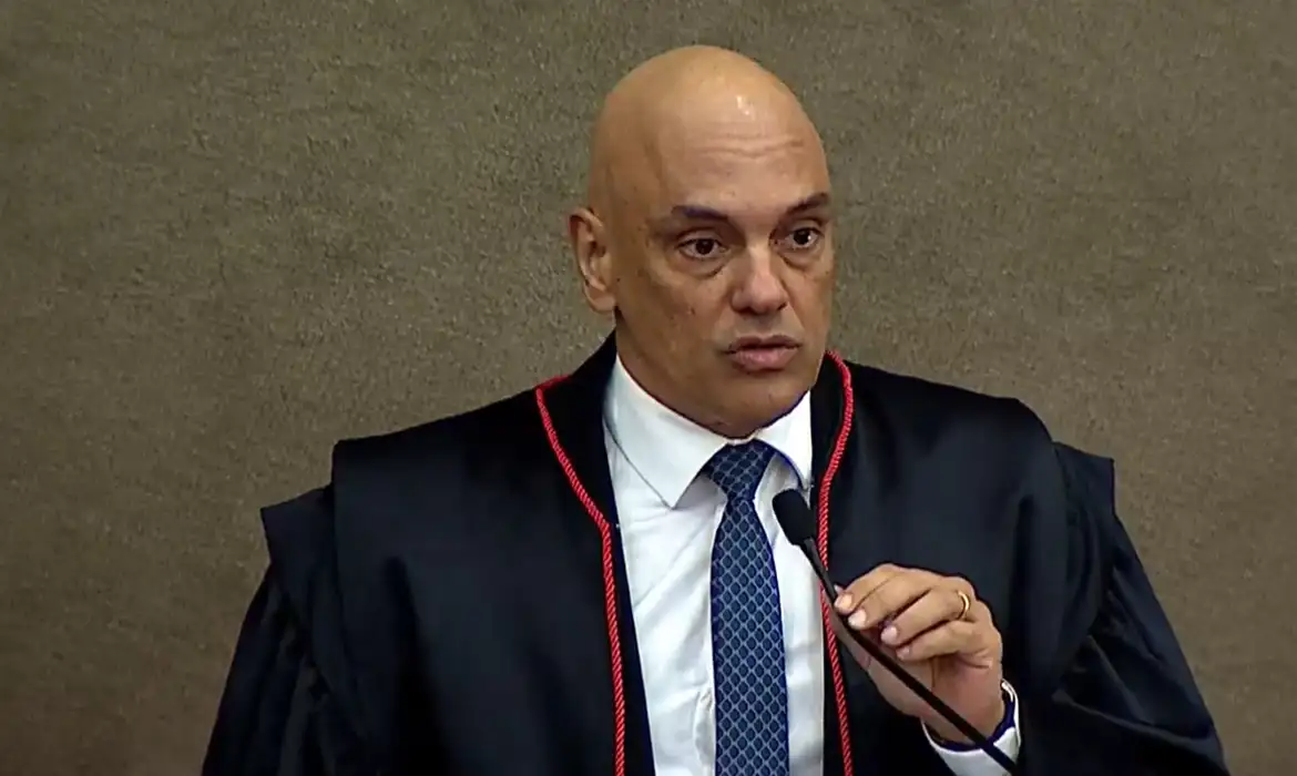 Moraes suspende resolução do CFM que proíbe assistolia fetal