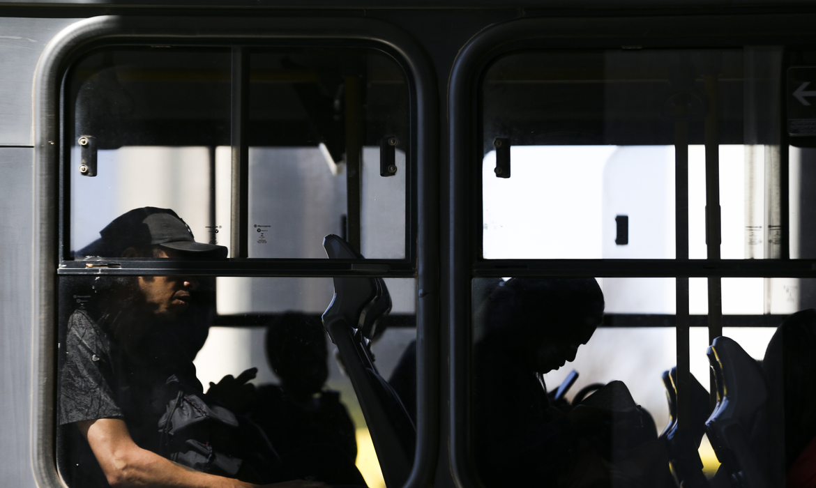 País já tem 84 cidades com passe livre pleno no transporte coletivo