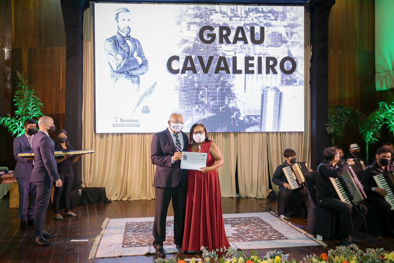 Personalidades e instituições recebem Medalha Conselheiro Saraiva