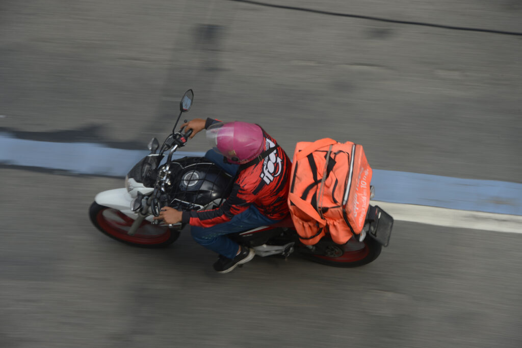 Pessoas negras são principais vítimas fatais de acidentes de motos