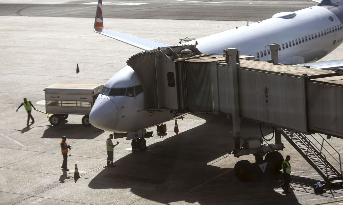 Petrobras eleva preço de querosene de aviação em 7,3%