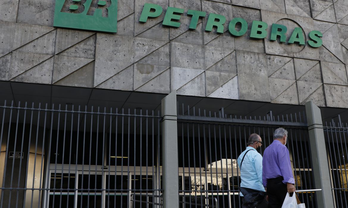 Petrobras reajusta preços da gasolina e diesel para as distribuidoras