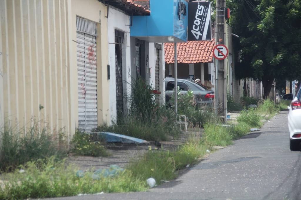 PMT notifica proprietários por abandono de imóveis no centro da cidade