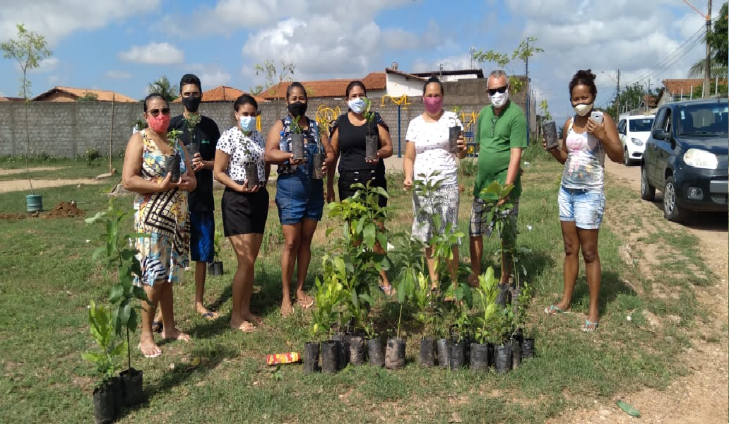 Prefeitura de Teresina transforma lixão a céu aberto em academia para moradores