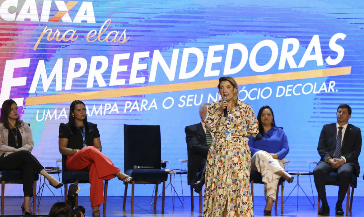 Programa estimula empreendedorismo feminino