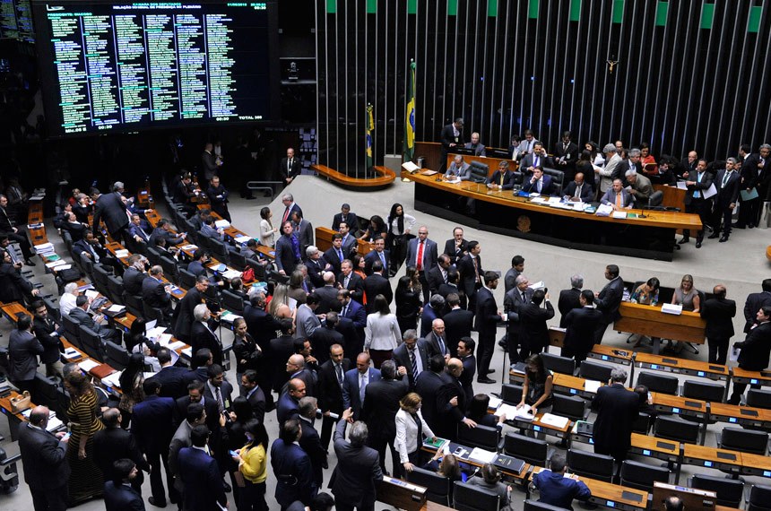 Projeto torna hediondo crime sexual contra crianças e adolescentes