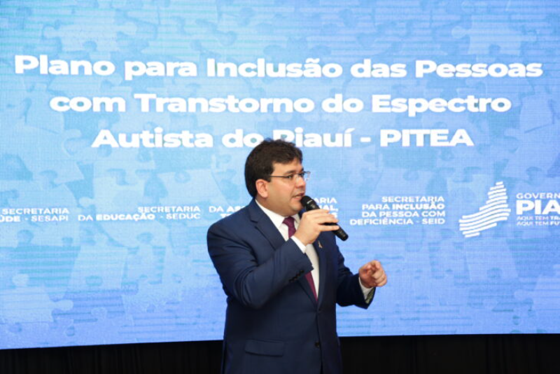 Rafael anuncia Centro de Referência para Pessoas com Autismo