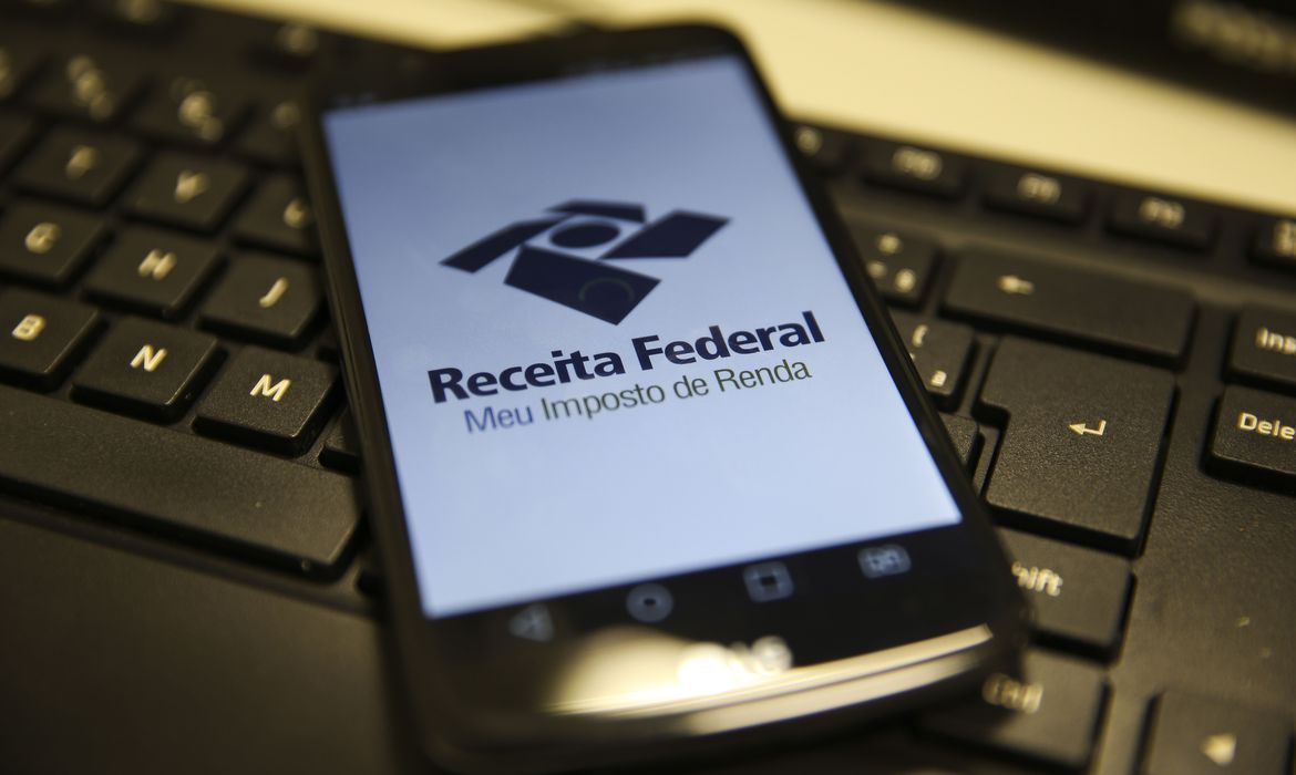 Receita paga nesta terça (31) R$ 6,3 bilhões de restituição do Imposto de Renda