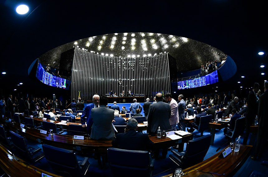 Senado aprova criminalização do bullying