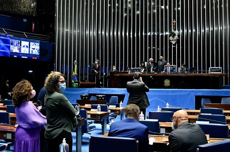 Senado restabelece lei que proíbe despejos até o fim de 2021