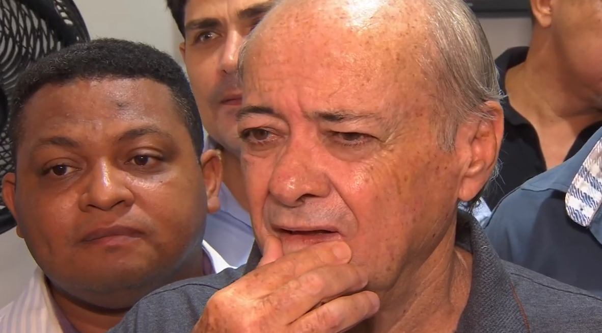 Sílvio Mendes assume terceiro mandato como prefeito de Teresina