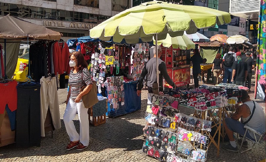 Taxa de desocupação cai para 9,3% no segundo trimestre