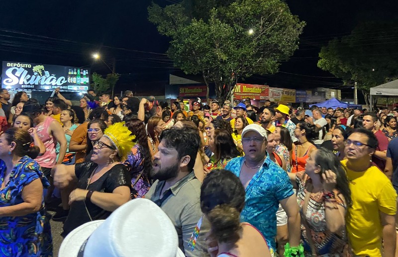 Teresina festeja 3° dia de Carnaval com shows e blocos