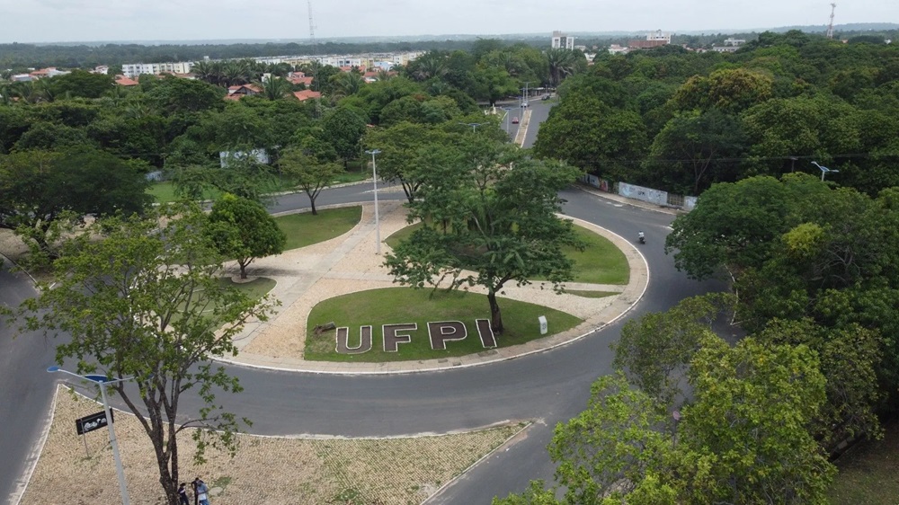 UFPI informa sobre matrícula curricular 2024.1