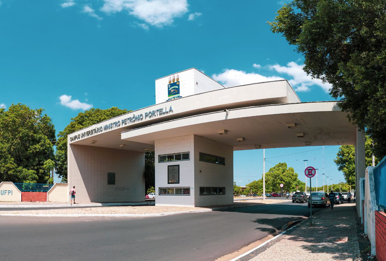 UFPI lança edital de concurso com 23 vagas para docentes